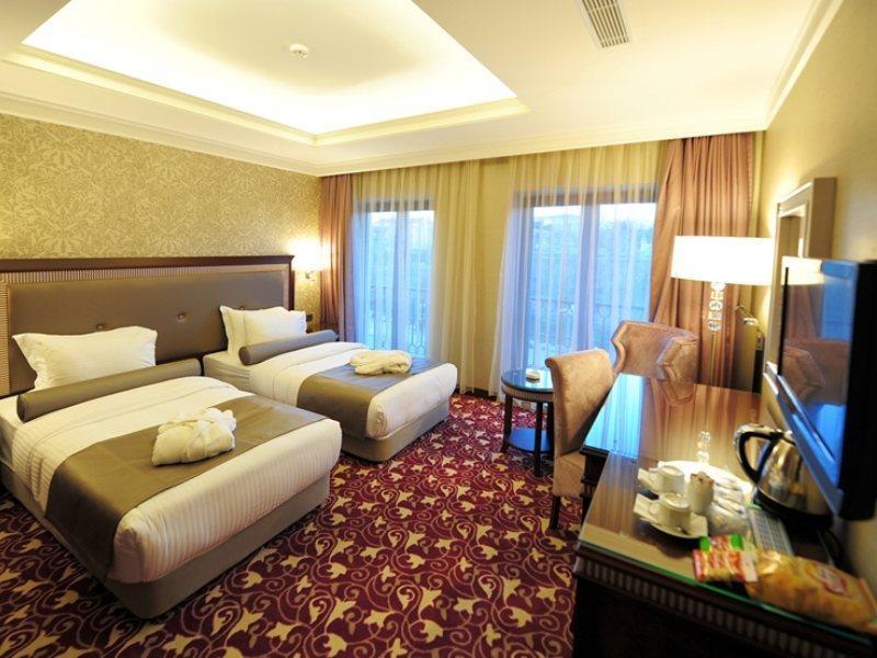 Emporium Hotel Istanbul Exterior photo